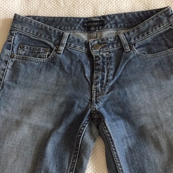 Banana Republic Low-Rise Bootcut Light-wash Jeans - Picture 2 of 4
